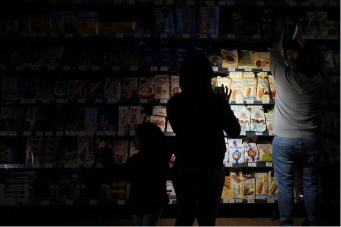  موج گسترده قطعی برق بیش از ۸۰۰ هزار مشترک در آمریکا  – خبرگزاری مهر | اخبار ایران و جهان